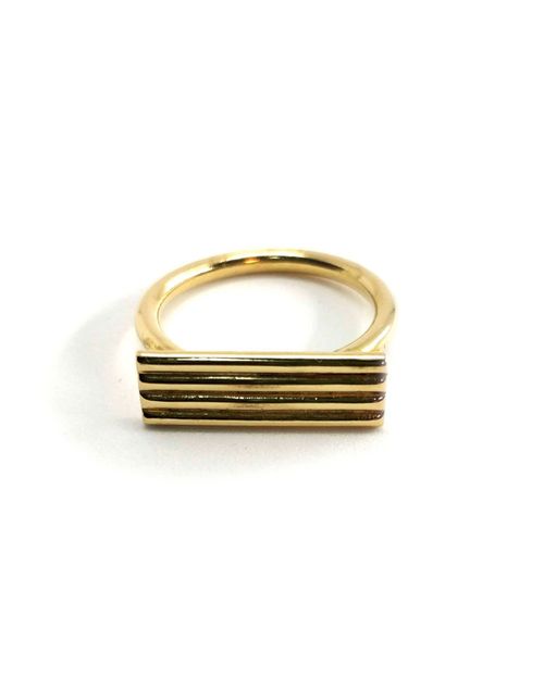 Mika gold ring