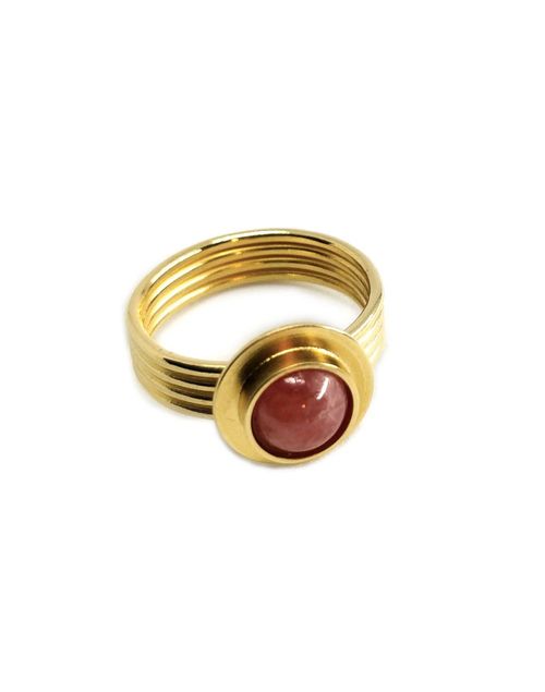 Lalita gold ring with natural gem