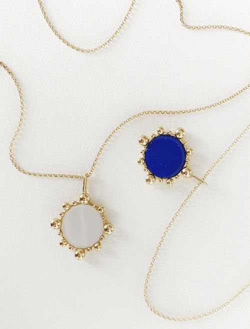 Gold plated silver medallion with lapis lazuli