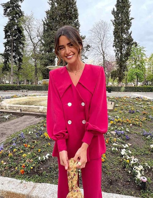 Suit with long jacket and fuchsia flared pants - Carmen Tobal