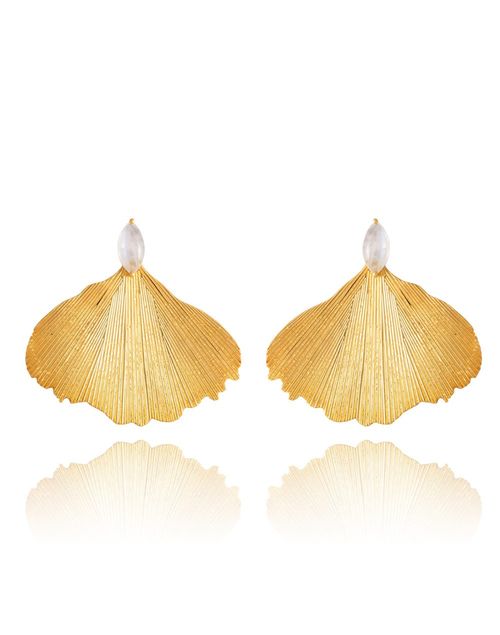 White natural stone and leaf shaped party earrings