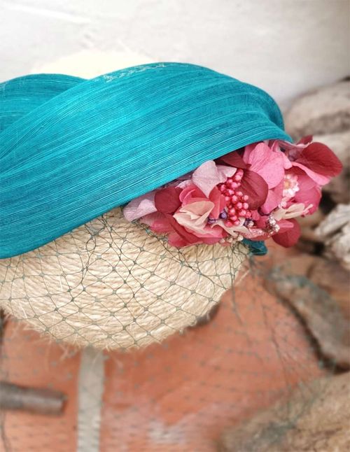 Turquoise headband with preserved flowers