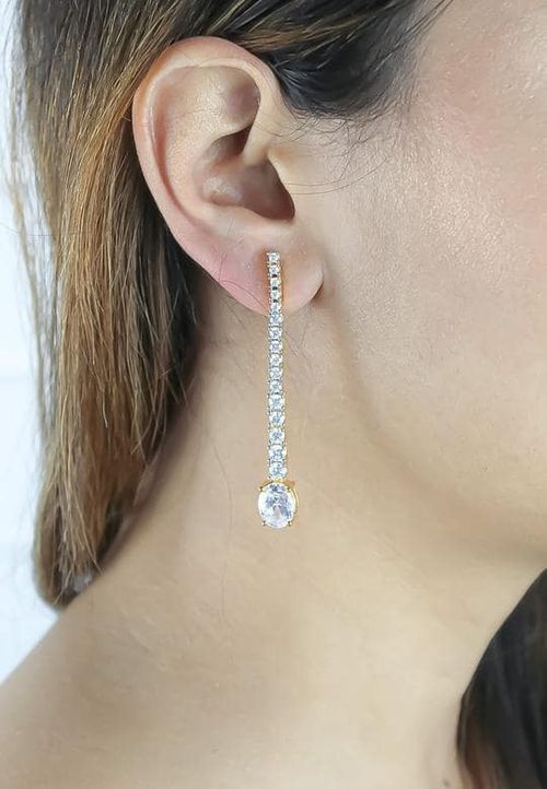Long earrings with 17 zircons - PERFECT GUEST