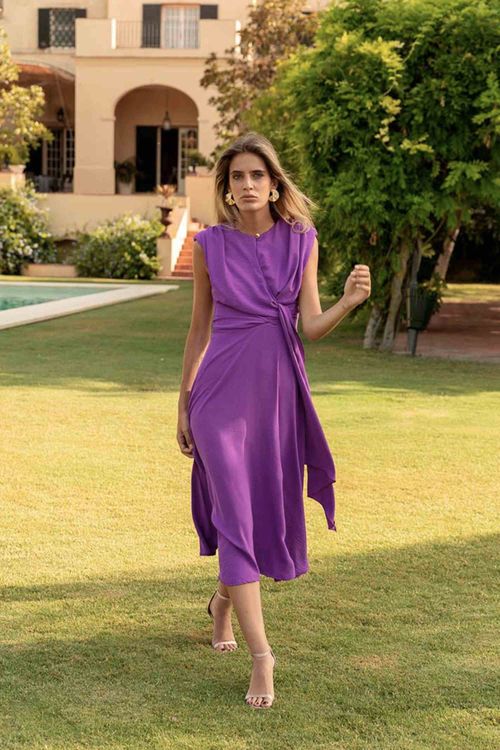 Midi dress with shoulder pads and central knot