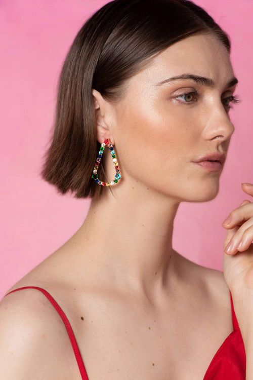 Teardrop party earrings with colored stones
